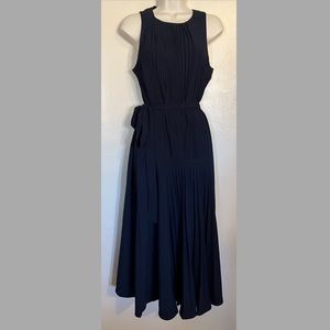 Lalavon. Navy Blue Sleeveless Dress